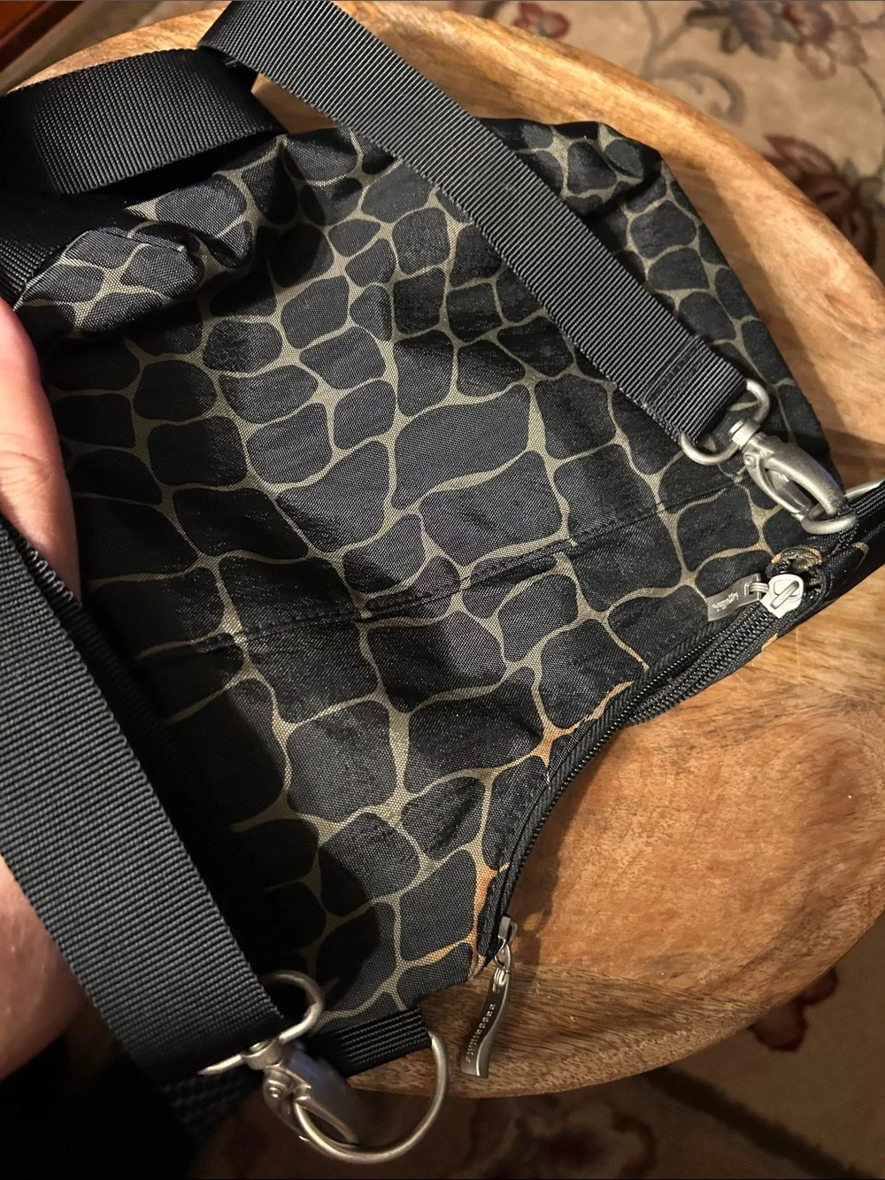 Baggallini Black and Taupe Patterned Crossbody Messenger